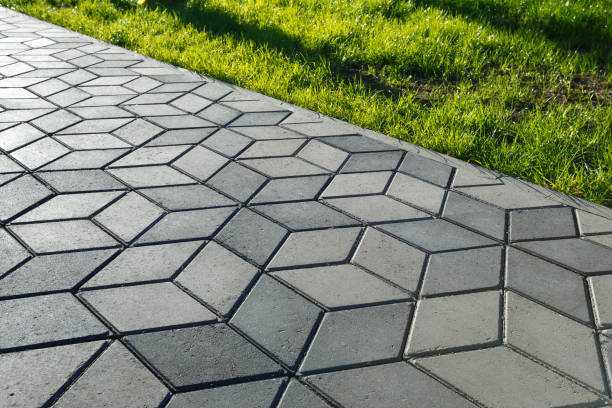 Best Cobblestone Driveway Pavers  in Flora, IL